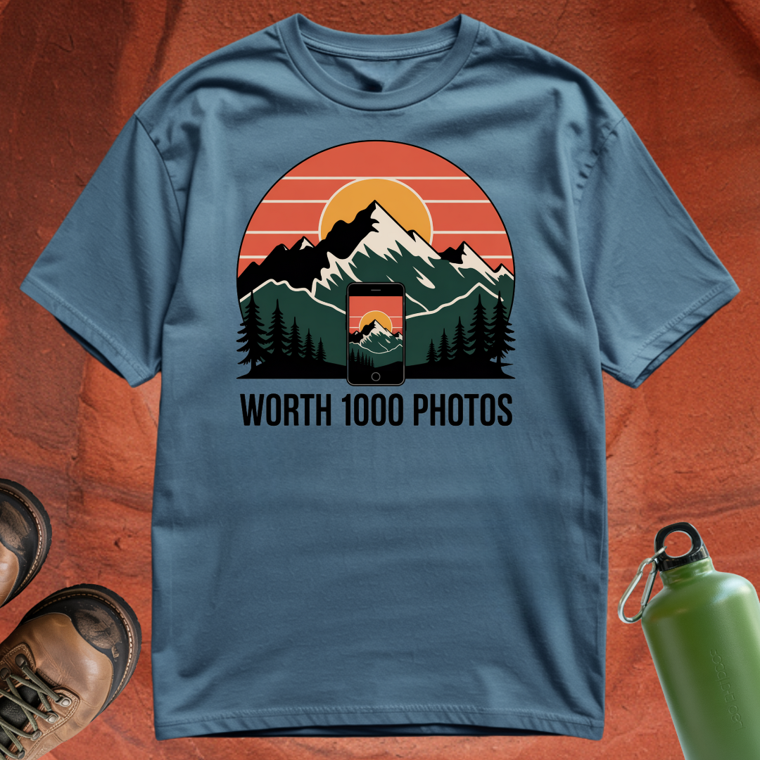 'Worth 1000 Photos' - T Shirt